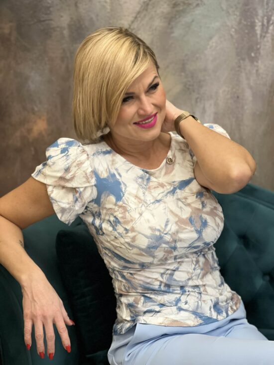 c2a0925f-6ee0-4cc2-9b5c-eb1632e6cc77 c2a0925f-6ee0-4cc2-9b5c-eb1632e6cc77