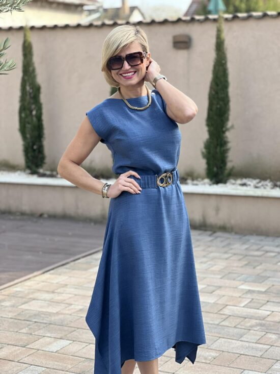 d715c496-f131-499d-b91e-f31f7af93e9b d715c496-f131-499d-b91e-f31f7af93e9b