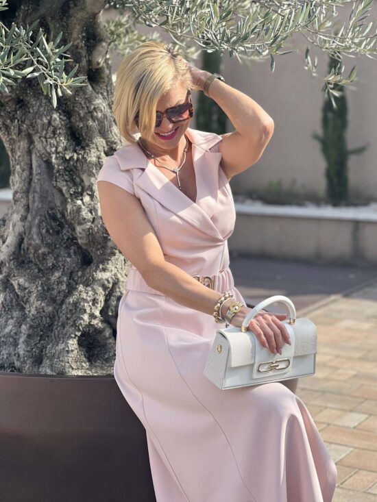 7cf973a3-d50b-480e-b6c6-773c75c97881 7cf973a3-d50b-480e-b6c6-773c75c97881